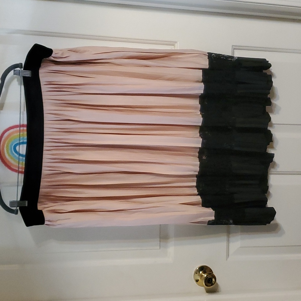 Lane Bryant size 26/28 black and pink pleated skirt